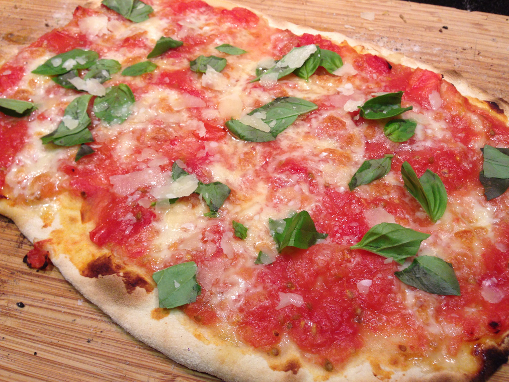 Grilled Pizza Margherita Recipe