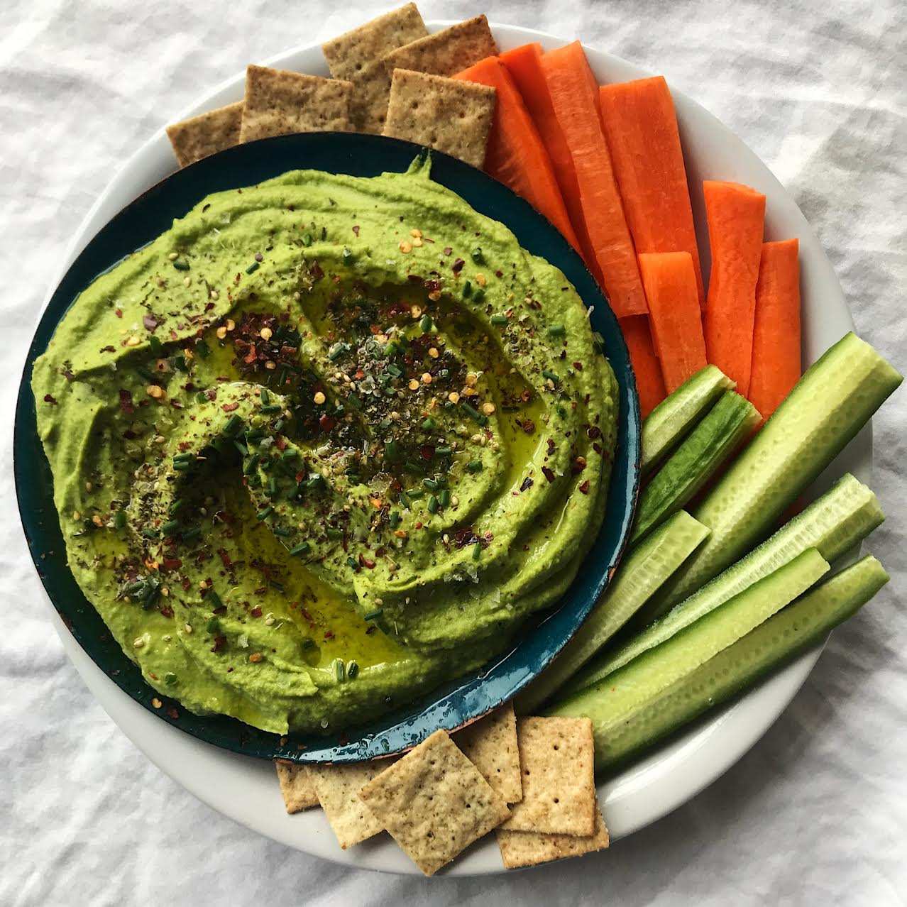 Green Goddess Hummus with Crudités - Wine4Food